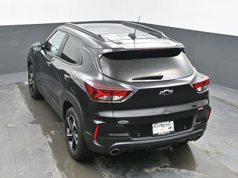 Used 2022 Chevrolet TrailBlazer RS w/ Sun and Liftgate Package image 31
