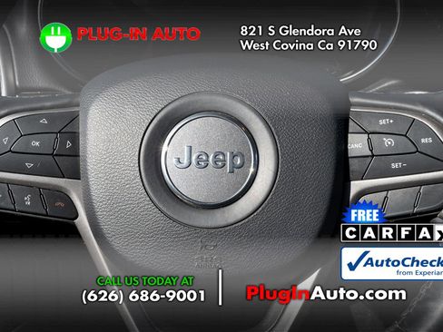 Used 2019 Jeep Grand Cherokee Altitude image 21