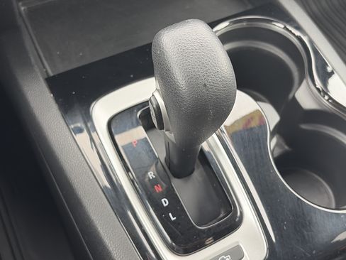 Used 2017 Honda Ridgeline RTL-E image 37