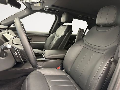 Used 2025 Land Rover Range Rover Sport Dynamic SE AWD/4WD image 9