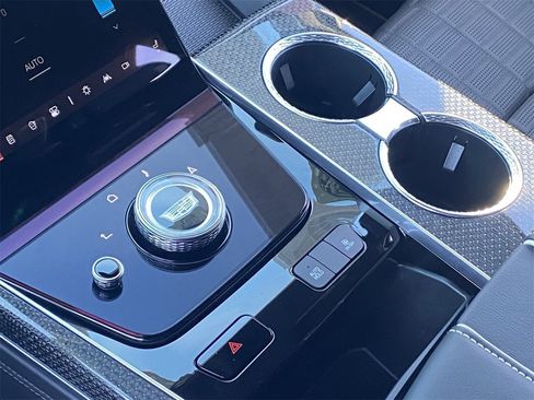 Certified 2025 Cadillac Escalade V w/ LPO, ONYX Package image 29