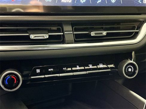 New 2026 Chevrolet Equinox EV LT image 19