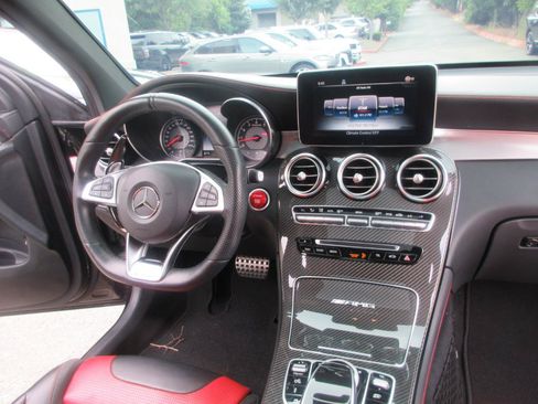 Used 2019 Mercedes-Benz GLC 63 AMG 4MATIC image 46