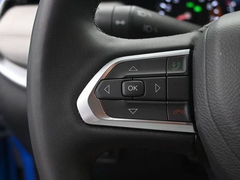 Used 2025 Jeep Compass Limited AWD/4WD image 30