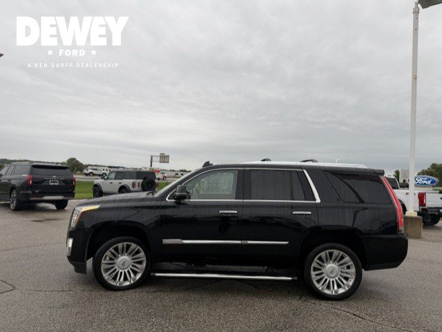 Used 2017 Cadillac Escalade Platinum AWD/4WD image 5