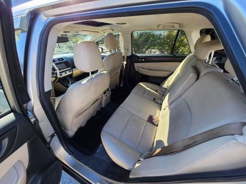 Used 2016 Subaru Outback 2.5i Limited image 28