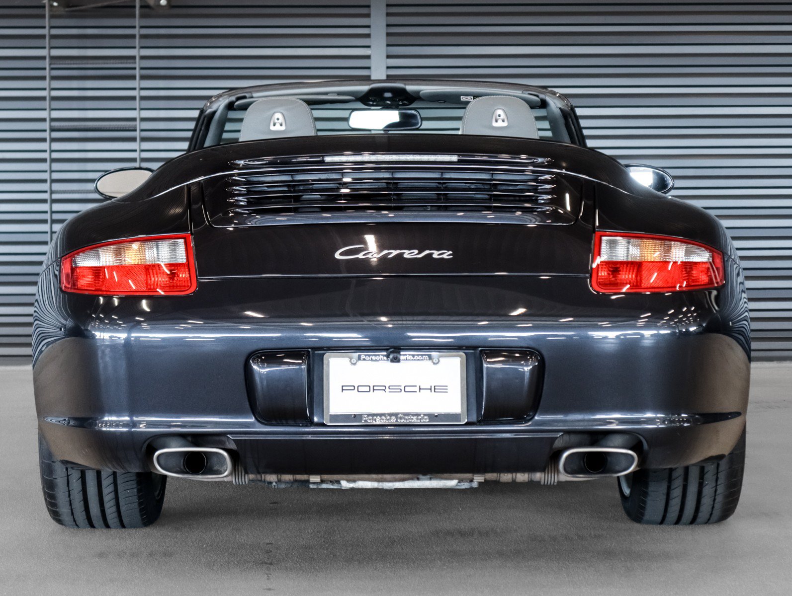 Used 2006 Porsche 911 Carrera RWD image 9