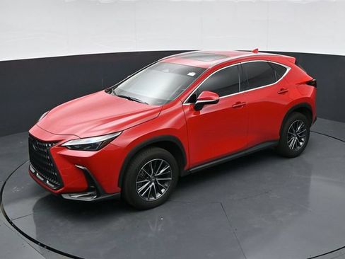 Used 2025 Lexus NX 250 FWD w/ Towing Package (2000 Lbs) image 33