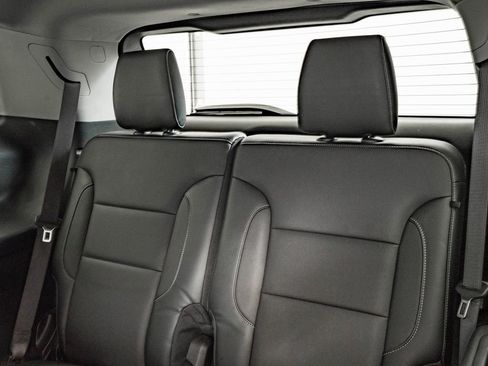Used 2019 GMC Acadia SLT FWD image 48