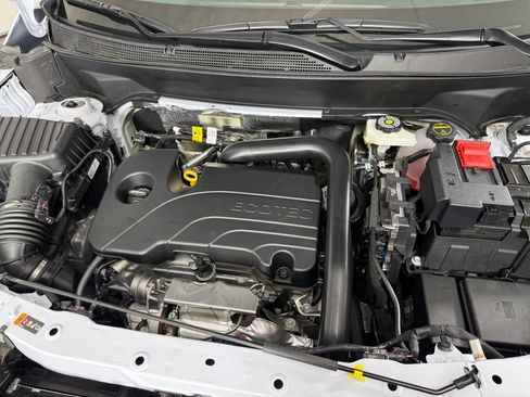 New 2026 Chevrolet Equinox RS w/ Safety and Technology Package FWD image 32
