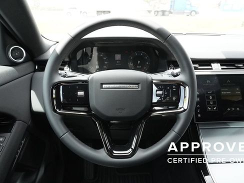 Used 2025 Land Rover Range Rover Evoque S AWD/4WD image 10