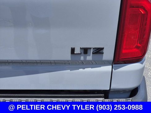 Used 2024 Chevrolet Silverado 2500 LTZ w/ LTZ Plus Package AWD/4WD image 9