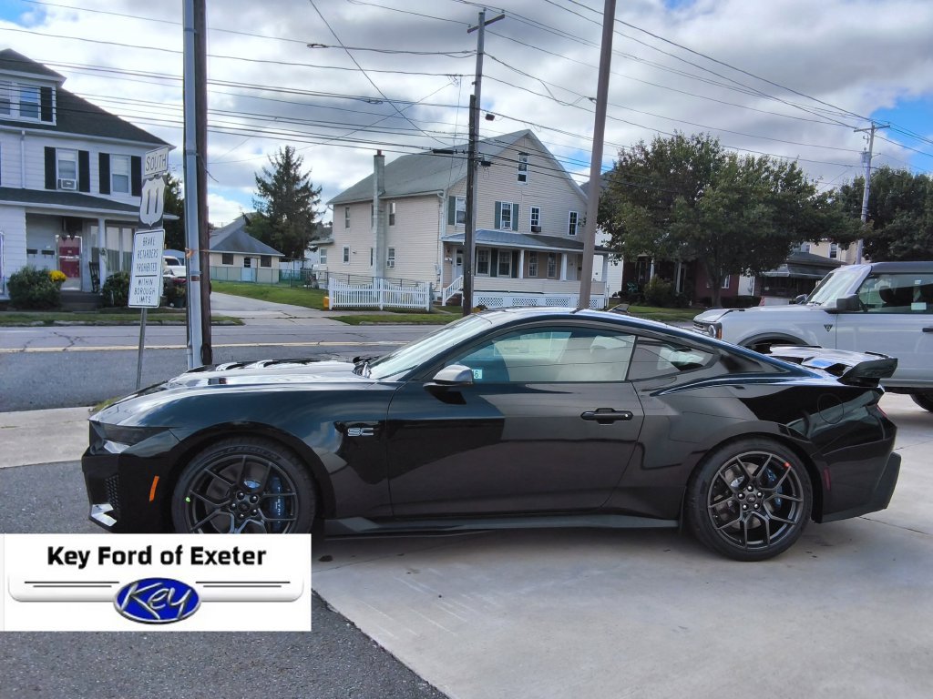New 2026 Ford Mustang Dark Horse SC RWD image 6