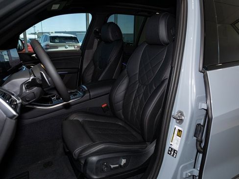 Used 2026 BMW X5 xDrive40i w/ M Sport Package image 34