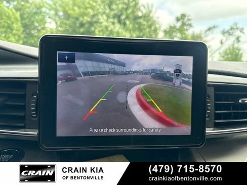 Used 2022 Ford Explorer XLT w/ Equipment Group 202A AWD/4WD image 27