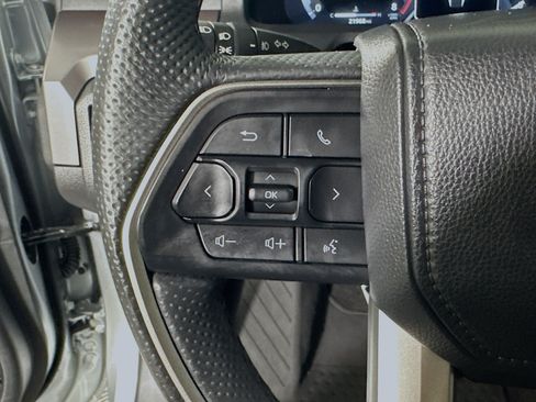 Used 2024 Toyota Tacoma TRD Sport AWD/4WD image 16