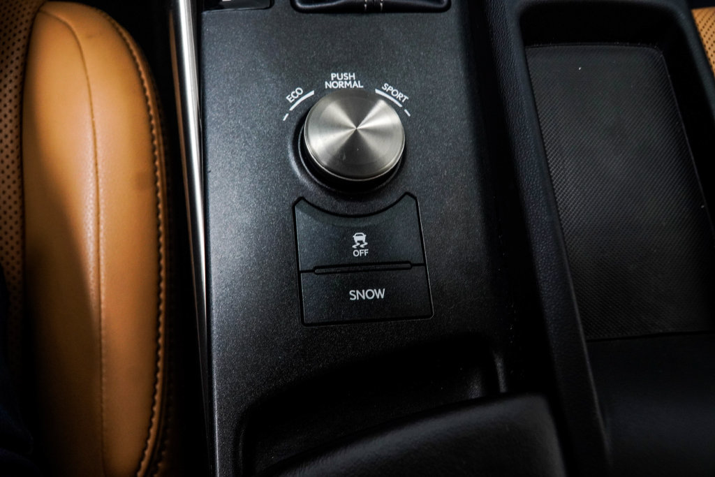 Used 2020 Lexus IS 300 AWD w/ Premium Package image 23