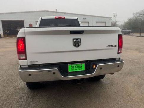 Used 2018 RAM 2500 Tradesman w/ Chrome Appearance Group image 7