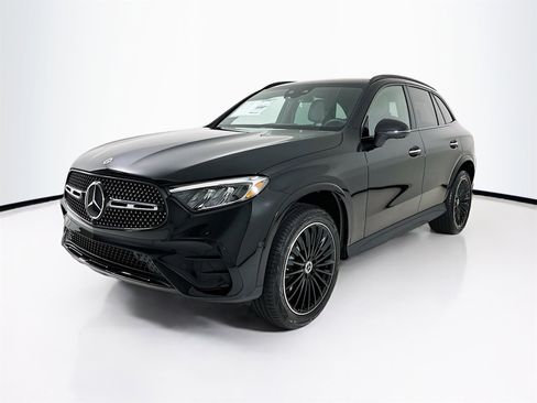 New 2026 Mercedes-Benz GLC 300 image 3