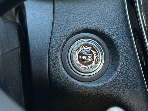 Used 2020 Mercedes-Benz C 300 Sedan image 22