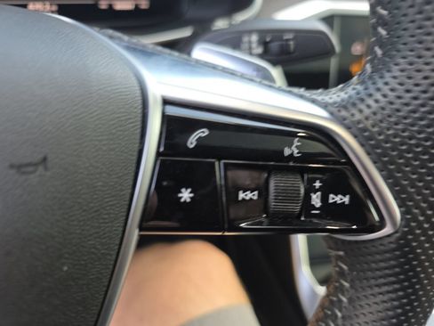 Used 2020 Audi S6 Premium Plus w/ S Sport Package AWD/4WD image 25