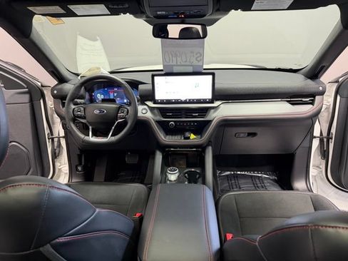 Used 2025 Ford Explorer ST AWD/4WD image 33