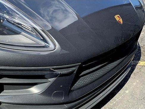 Used 2023 Porsche Macan image 48