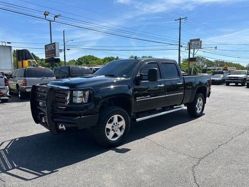 Used 2013 GMC Sierra 2500 Denali AWD/4WD image 6