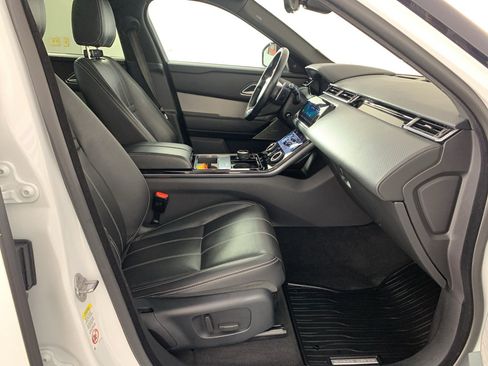 Used 2019 Land Rover Range Rover Velar R-Dynamic SE AWD/4WD image 40