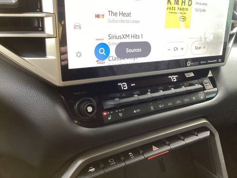 Used 2024 Toyota Tundra Limited image 15