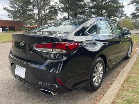 Used 2019 Hyundai Sonata SE FWD image 5