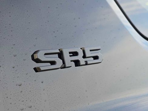 Certified 2025 Toyota 4Runner SR5 image 18