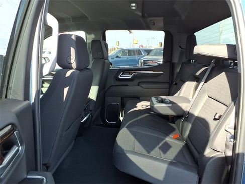 New 2026 GMC Sierra 1500 Elevation image 7