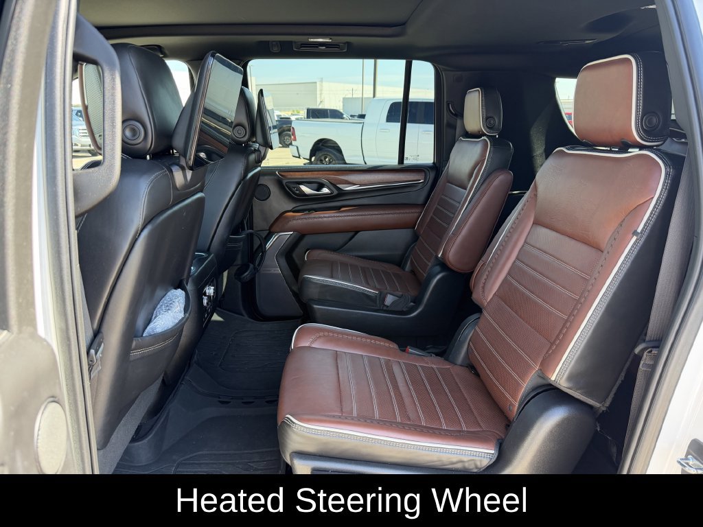 Used 2023 GMC Yukon XL Denali Ultimate AWD/4WD image 32