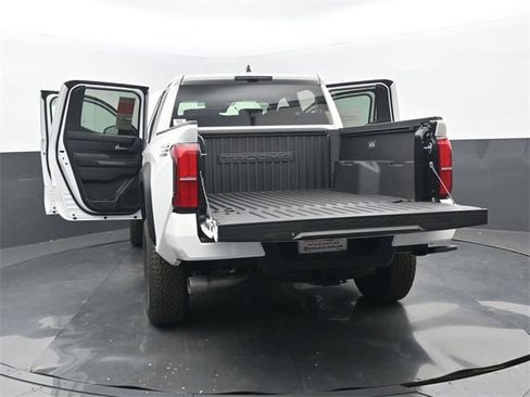 New 2025 Toyota Tacoma TRD Off-Road image 33