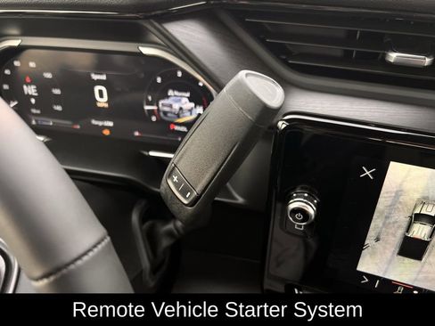 New 2026 GMC Sierra 2500 AT4 w/ AT4 Premium Plus Package image 15