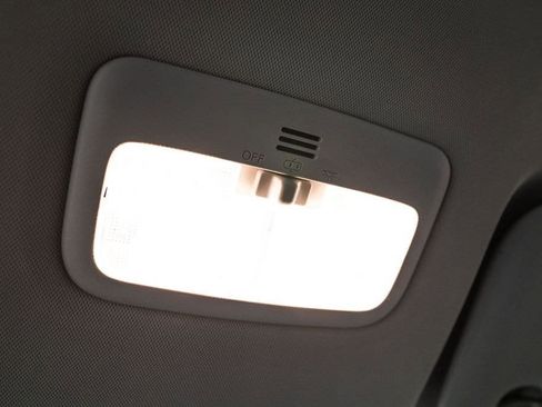 Used 2016 Toyota Corolla S image 21