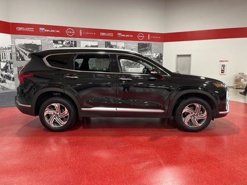 Used 2021 Hyundai Santa Fe SEL w/ Convenience + Premium Package image 2