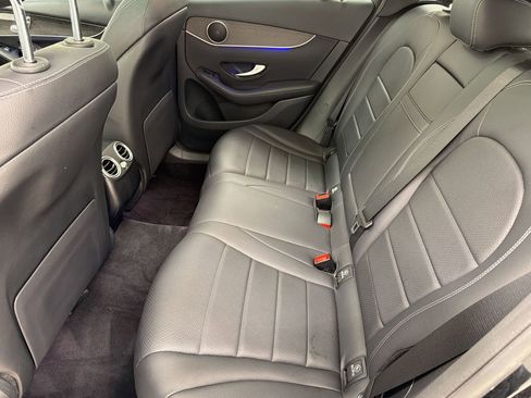 Used 2020 Mercedes-Benz GLC 300 4MATIC image 25