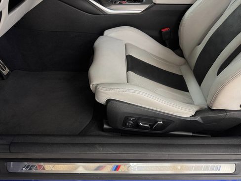 Used 2025 BMW M4 Competition image 45