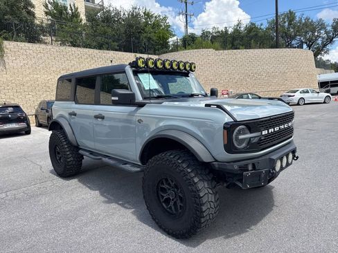 Used 2022 Ford Bronco Wildtrak AWD/4WD image 5