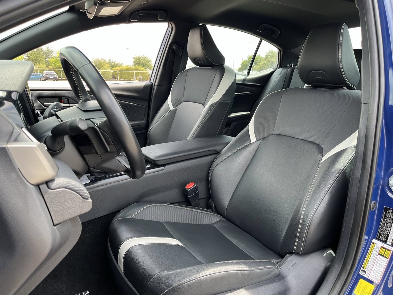 Used 2025 Toyota Camry SE FWD image 21