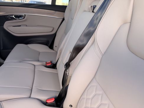 New 2026 Volvo XC90 T8 Plus image 15