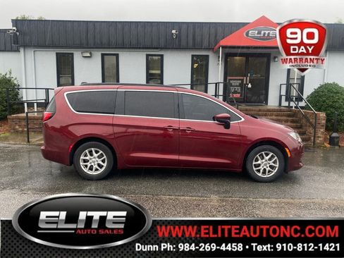 Used 2021 Chrysler Voyager Lxi FWD image 1