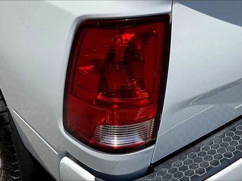 Used 2014 RAM 1500 Express AWD/4WD image 24