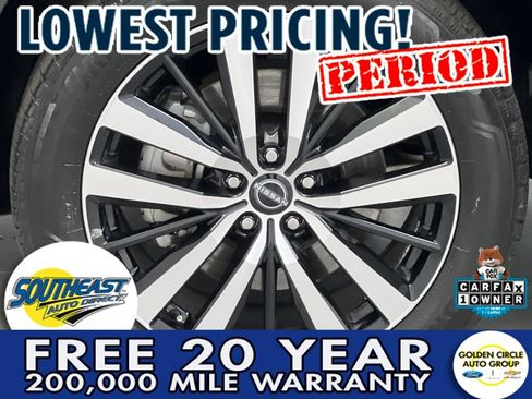 Used 2024 Nissan Pathfinder Platinum w/ Cargo Package image 74