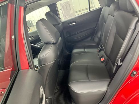 Used 2023 Toyota Corolla Cross XLE image 22