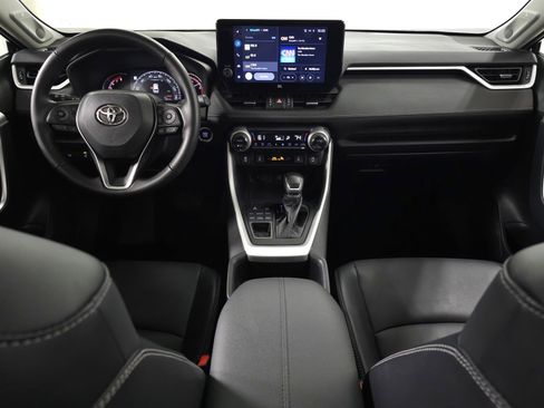 Used 2023 Toyota RAV4 XLE Premium image 25