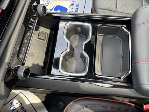 Used 2025 Chevrolet Silverado EV RST image 23