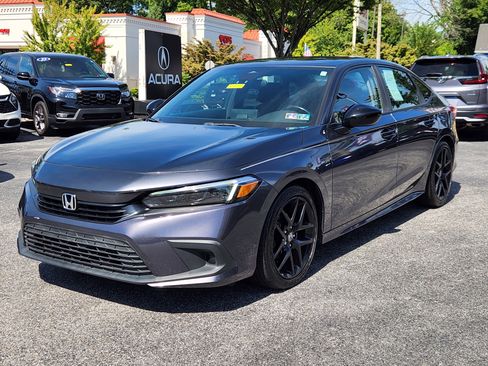 Used 2022 Honda Civic Sport image 2